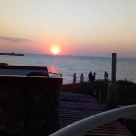 Julia 3* Костинешти