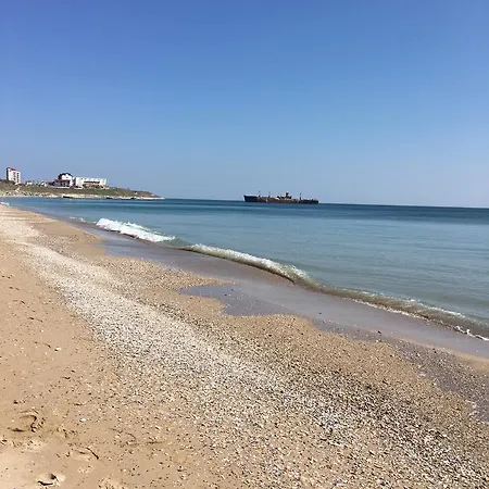 Julia Отель Костинешти