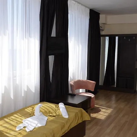 Hotel Julia 3*