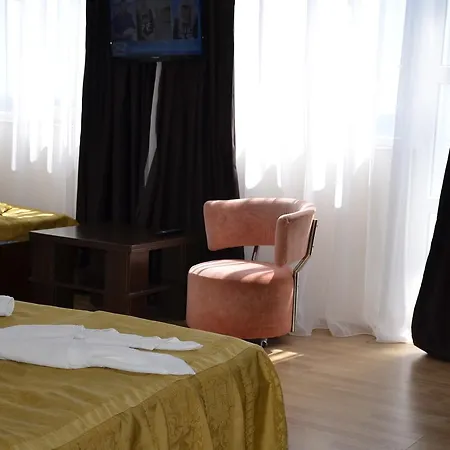 Hotel Julia Costinesti