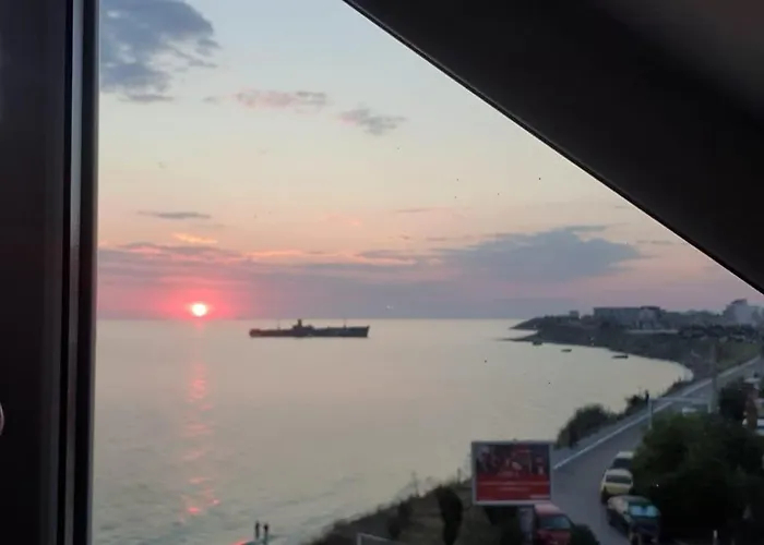 Julia Szálloda Costinești